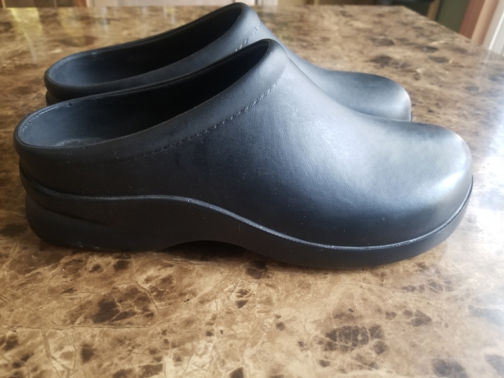 Womens Klogs